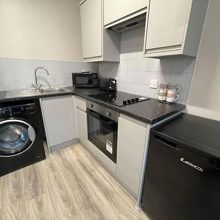 Hosted By Ryan - 1 Bedroom Apartment リヴァプール エクステリア 写真