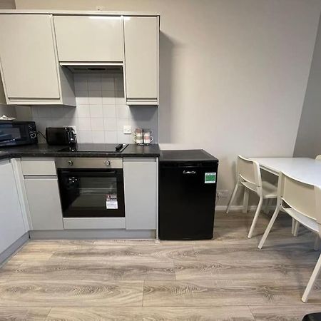 Hosted By Ryan - 1 Bedroom Apartment リヴァプール エクステリア 写真